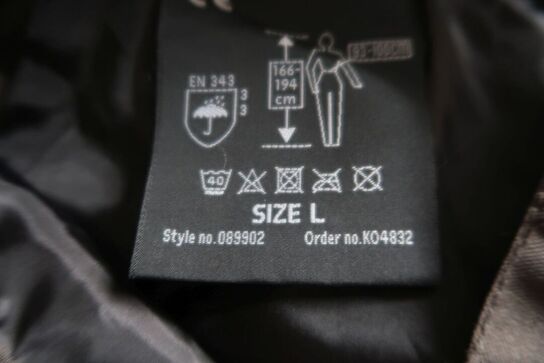 2 stk. teflonbehandlede overalls