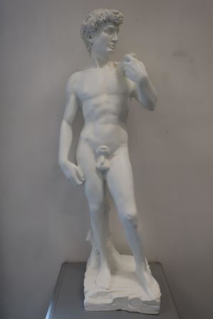 David figur H110 cm. hvid