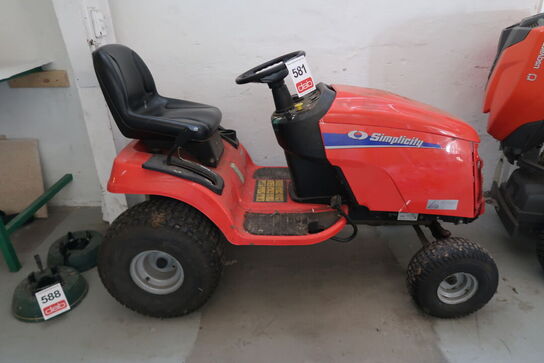 Simplicity Regent havetraktor