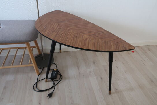 Bænk, Bord & lampe 