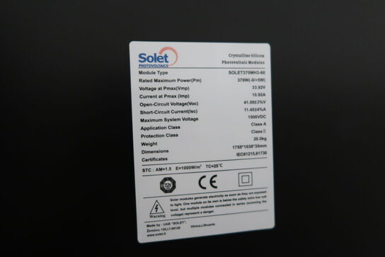 4 stk. solcellepaneler SOLET370MH3-60, RISEN RSM40-8-390MB m.fl.