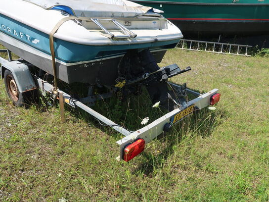 17' Bowrider STARCRAFT 1710