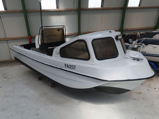 16' Styrepultbåd JETFISH 2000
