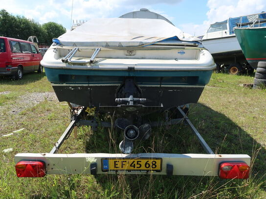 17' Bowrider STARCRAFT 1710