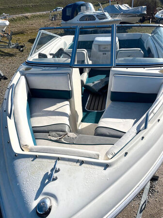 17' Bowrider STARCRAFT 1710