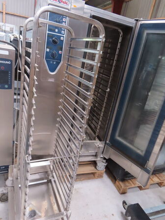 Industriovn RATIONAL inkl 2 bakkevogne