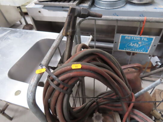 Gas og oltflasker med slanger