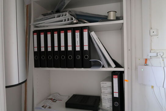 2 stk. reoler, printer BROTHER MFC-J5740DW samt støvsuger