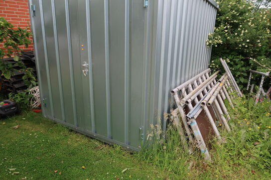 Container uden indhold