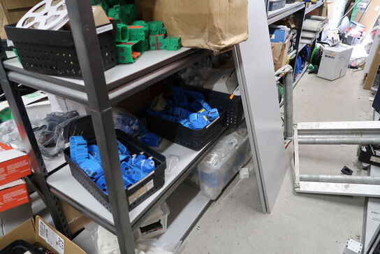 3 stk. lagerreoler uden indhold