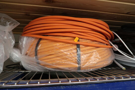 Div. Kabler, kabeltromler med kabel
