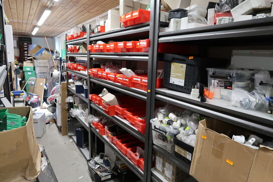 3 stk. lagerreoler uden indhold