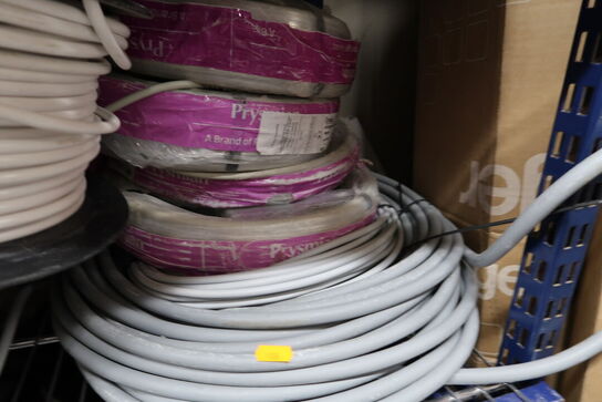 Div. Kabler, kabeltromler med kabel