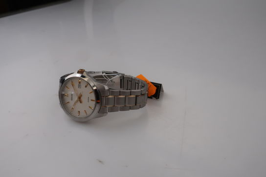 Herreur SEIKO SUR247P1