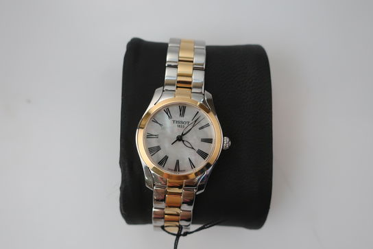 Dameut TISSOT T1122102211300