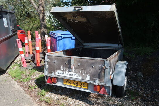 Ladtrailer med låg, Brenderup 02