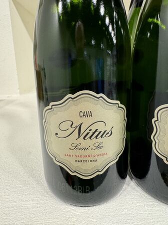 4 fl. Nitus Cava semi sec