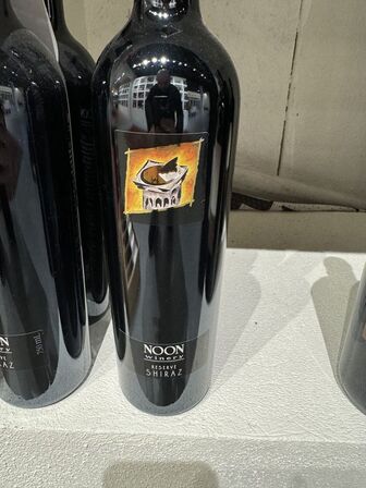 4 fl. Noon winery Reserve Shiraz 2017