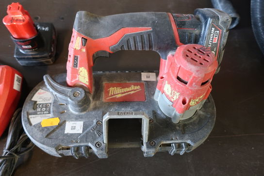 Båndsav MILWAUKEE M12 BS