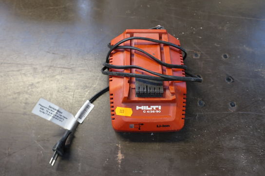 Lader HILTI C4/36-90