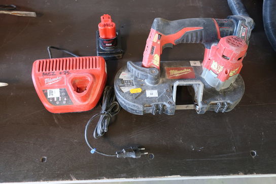 Båndsav MILWAUKEE M12 BS