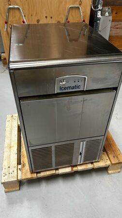 Icematic E35 isterningsmaskine