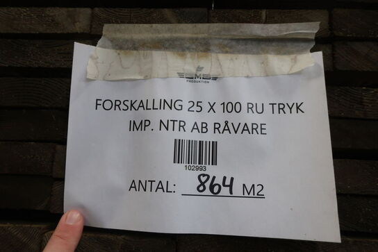 Palle med forskallingsbrædder 25 x 100