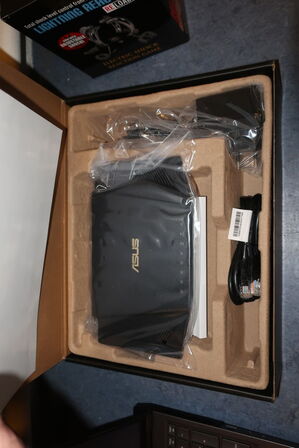 Router ASUS AX1800 RT-AX56U