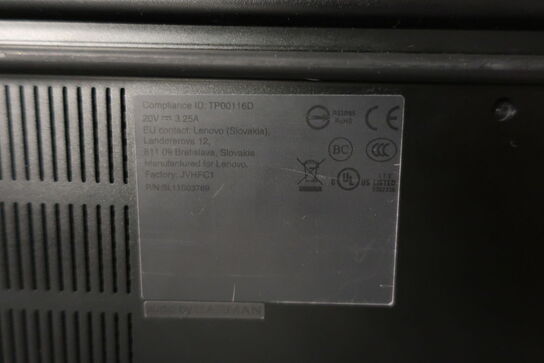 Bærbarcomputer LENOVO E14 (se billeder for specs)