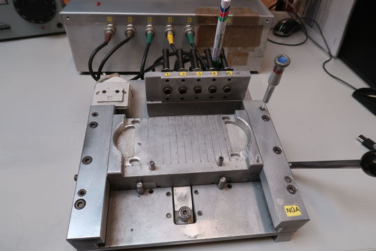 Network Analyzer AGILENT E5061B med Multifunciotn Switch AGILENT 34980A