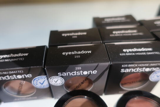 Hylde med Eyeshadow SANDSTONE