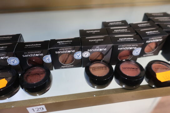 Hylde med Eyeshadow SANDSTONE