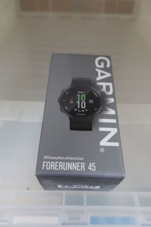 GPS-løbeur GARMIN Forerunner 45