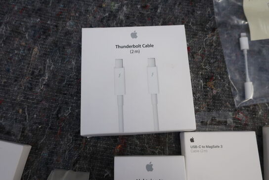 Diverse adaptere m.v. til APPLE 