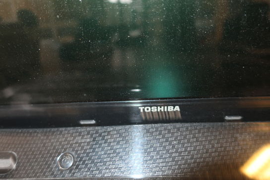 1 stk. Toshiba bærbar