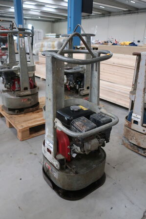 Pladevibrator SWEPAC FR 85