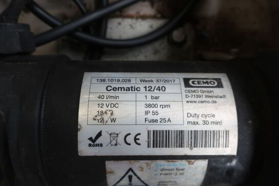 Tank med pumpe CEMO Cematic 12/40