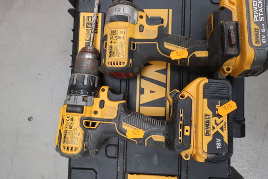 3 stk. akku bore/skruemaskiner DEWALT DCF887, DCD791 med 3 stk. batterier