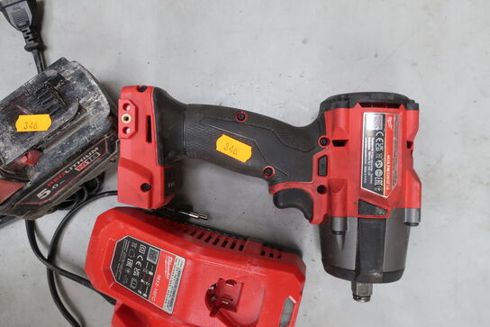 Akku slagnøgle MILWAUKEE M18 FMTIW2F12 med batteri og lader