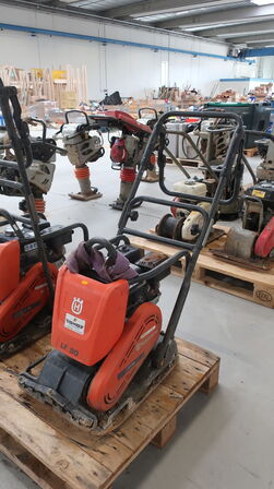 Pladevibrator HUSQVARNA LF80