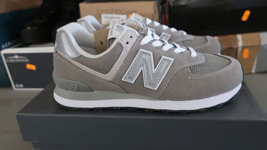 Kondisko NEW BALANCE str. 38,5