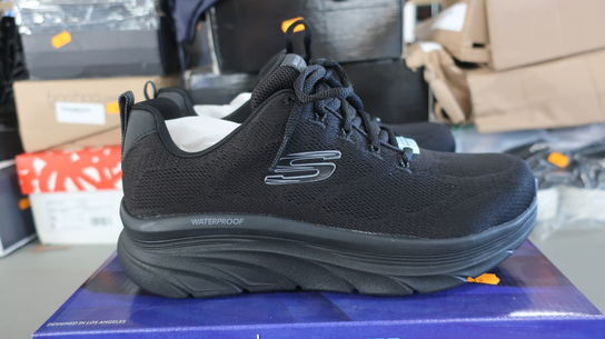 Sko SKECHERS str. 38