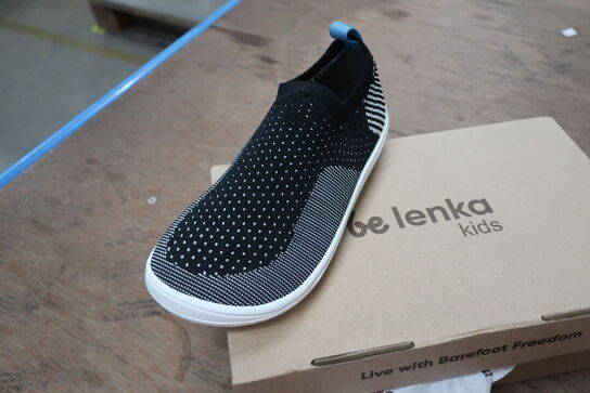 Sko BE LENKA Perk Black & White Str: 32