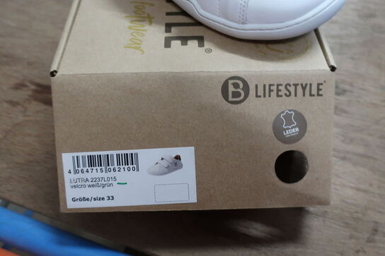 Sko B LIFESTYLE Lutra 2237L015 Str: 33