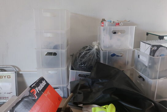 Arbejdsbord med indhold