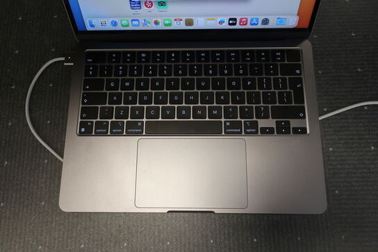 Bærbarcomputer APPLE MacBook Air (M2, 2022) A2681 (læs beskrivelse)