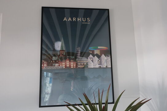 2 stk. indrammet plakater "Aarhus Denmark"