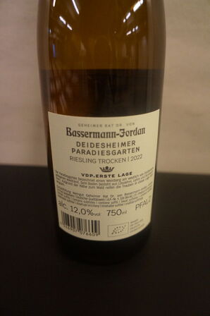 8 flasker BASSERMANN-JORDAN RIESLING