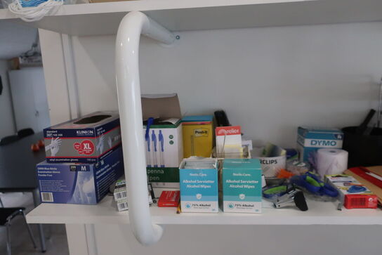 Papirsaks DAHLE, Lamineringsmaskine FELLOWES, samt kontorartikler