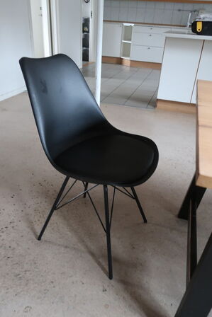 Spisebord 190x90 med stole